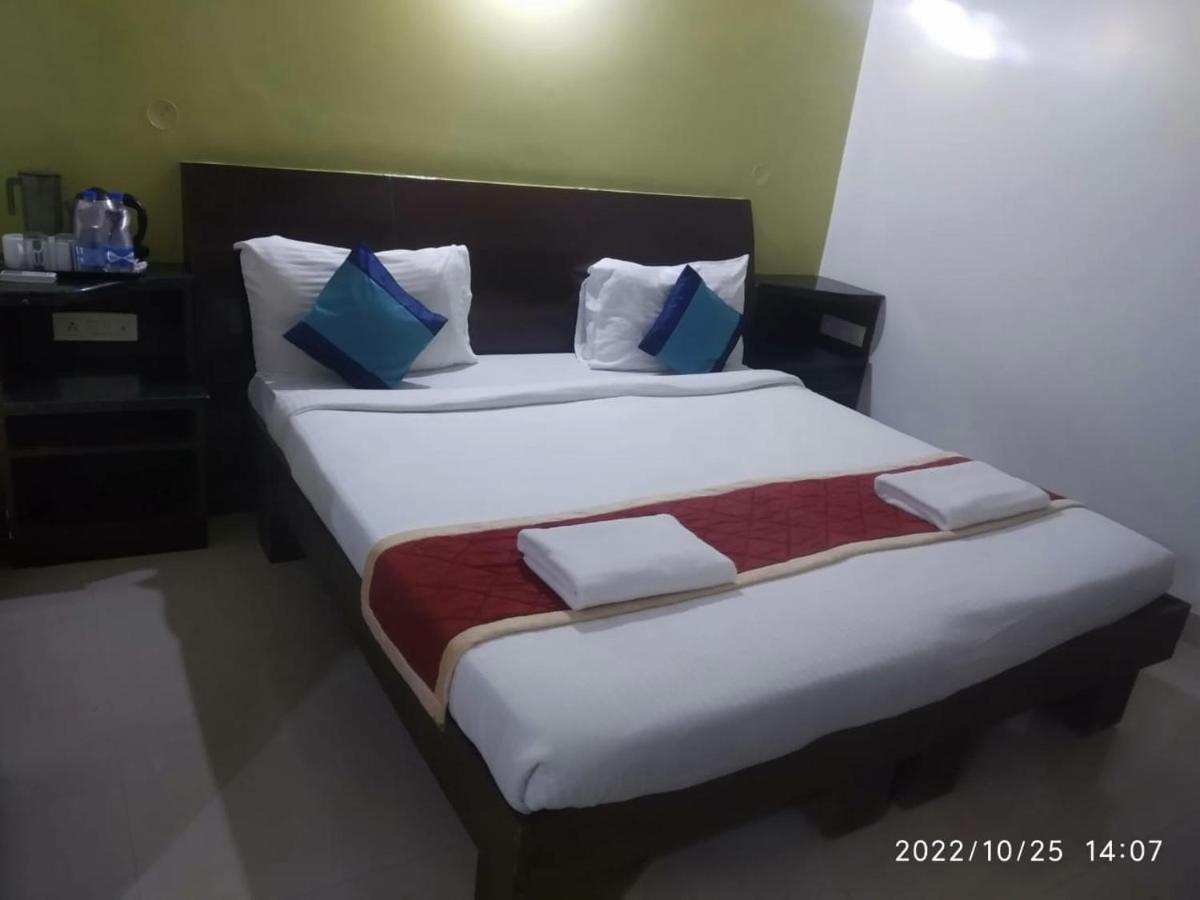 The Green Path Eco Hotel Bangalore Eksteriør bilde